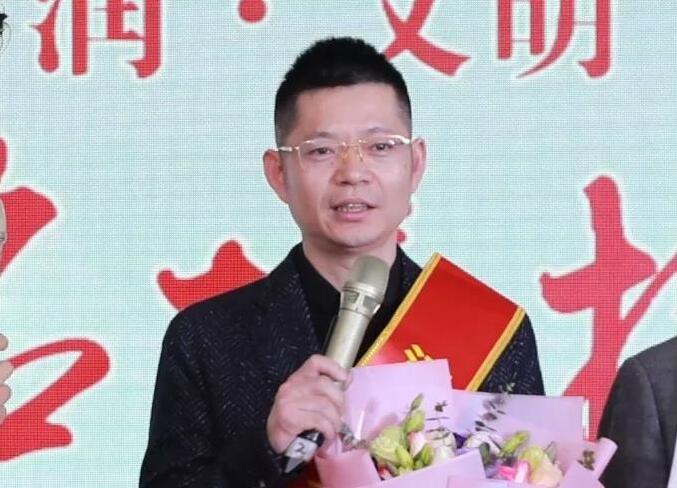 南京九三学社社员吴晓军参加秦淮区“凡人风尚”展演暨身边好人故事会活动.jpg