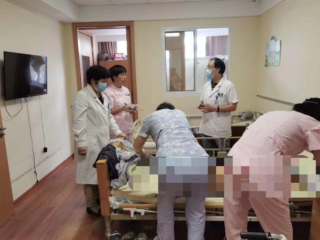 澳洋护理院义诊.jpg 澳洋护理院义诊.jpg