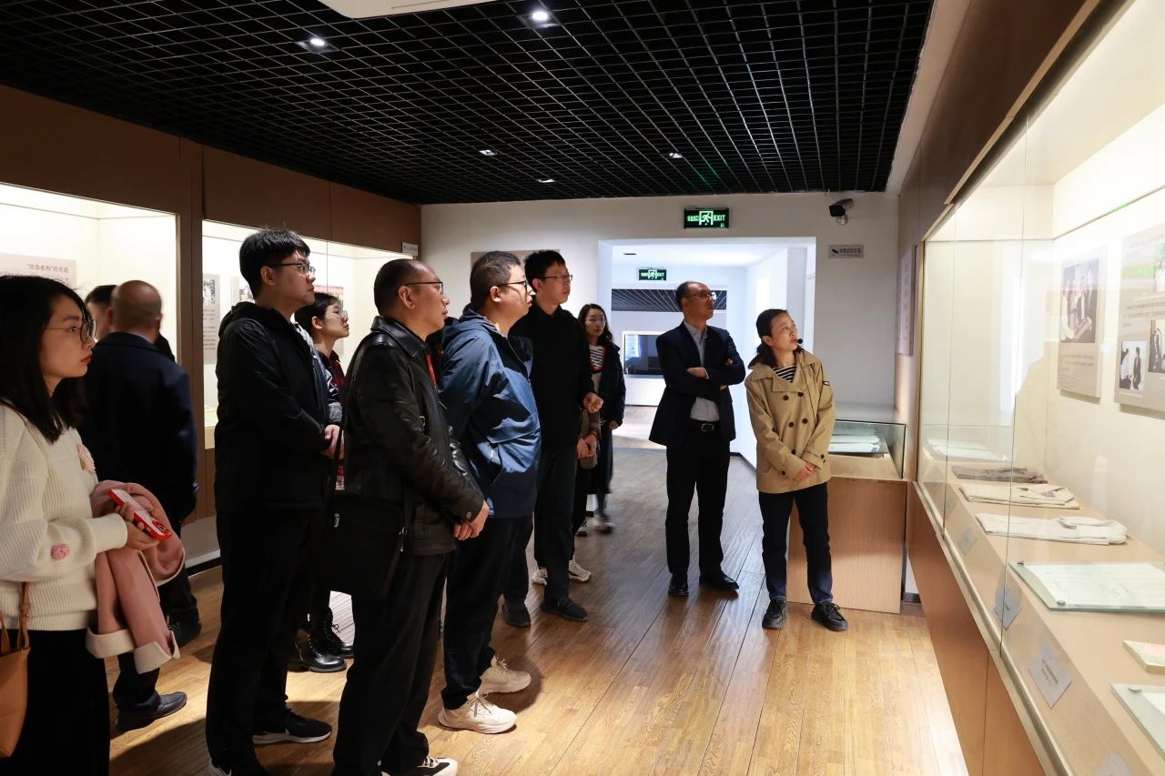 d56873f150e7e2334f5f7a03d73946da.jpg d56873f150e7e2334f5f7a03d73946da.jpg