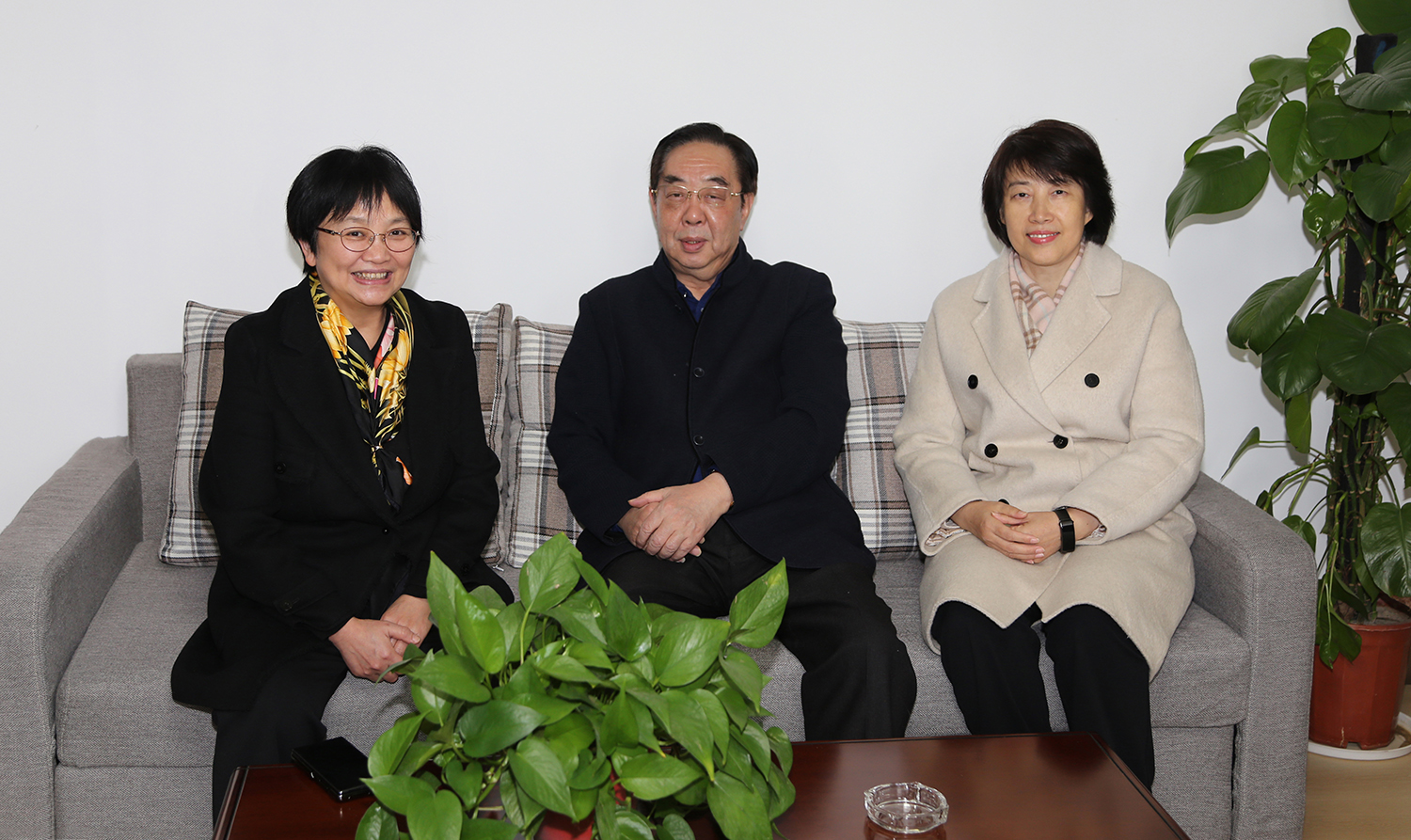 许仲梓.jpg